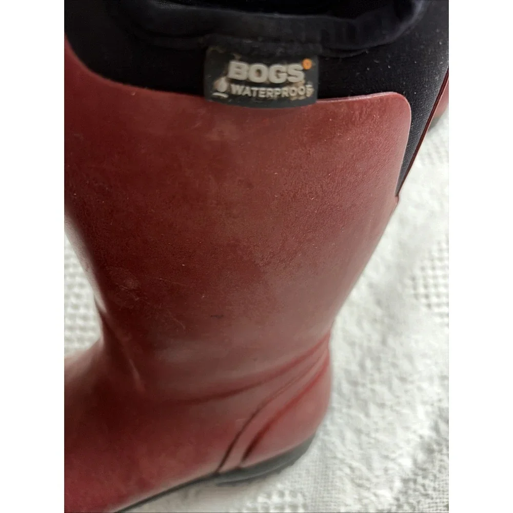 Bogs Kids US size‎ 1 Pull Up Rain Boots In Red. Winter, Rain Or Snow.